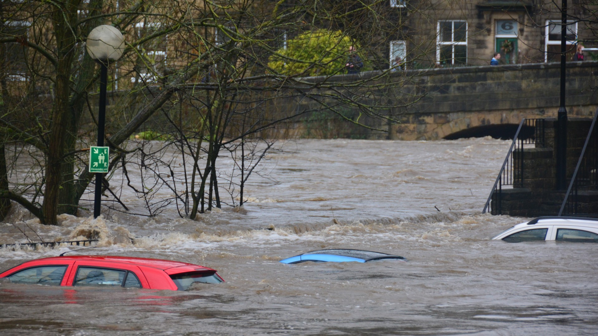 Flood in street